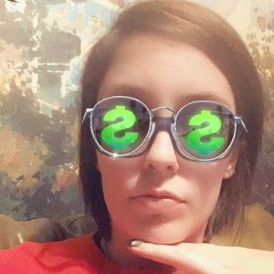 Meet your Posher, Summer